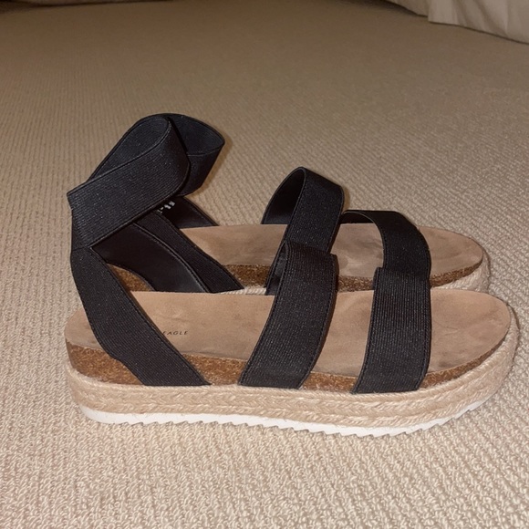Black American Eagle espadrille wedges/platform size 8 - Picture 3 of 6